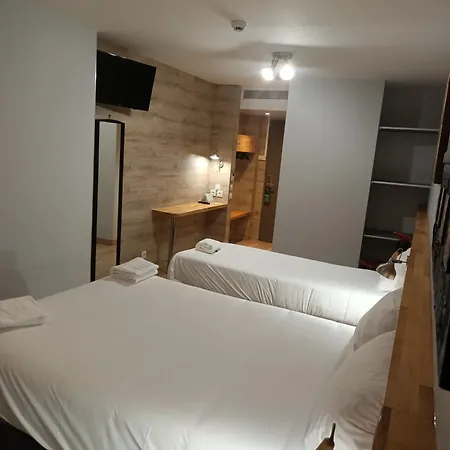 Hotel Logis Acotel Le Pontet (Vaucluse)