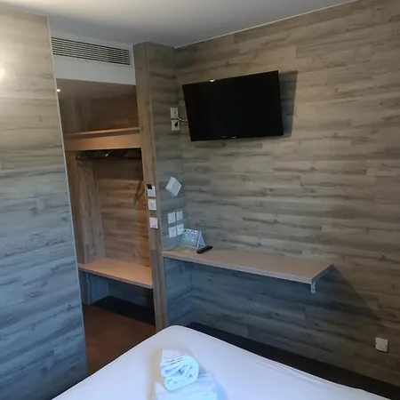 Logis Acotel Hotel Le Pontet (Vaucluse)