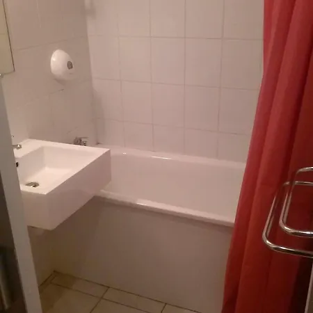 Hotel Logis Acotel 3*